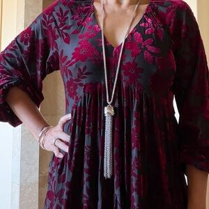Burgundy Floral Velvet Dress it’s very pretty